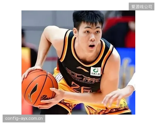 以庞峥麟、徐昕为代表的年轻一代球员在联赛中扮演更重要角色,数据增长显著。 以庞峥麟、徐昕为代表的年轻一代球员在联赛中扮演更重要角色,数据增长显著。